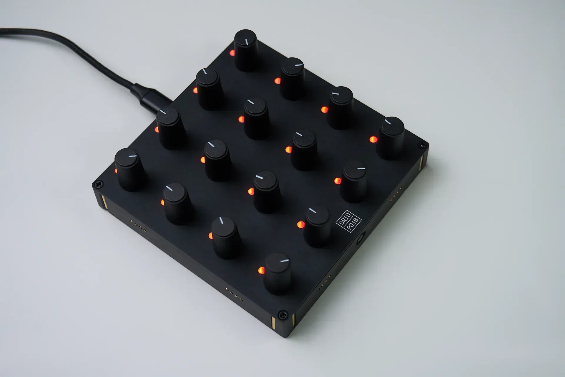 intech studio PO16 Grid Ver2.0 新品